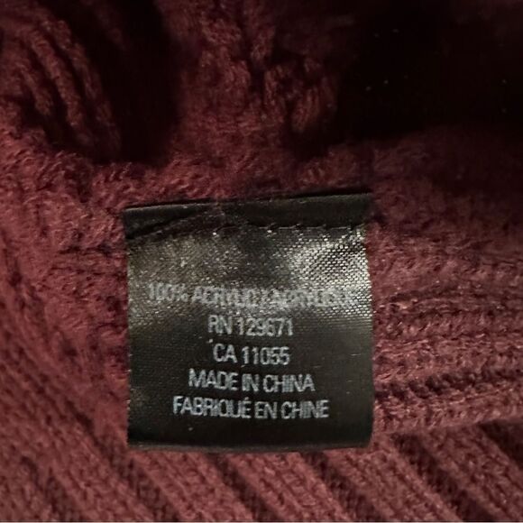 Skull Cashmere Chunky Knit Oversized Cardigan - Picture 6 of 7